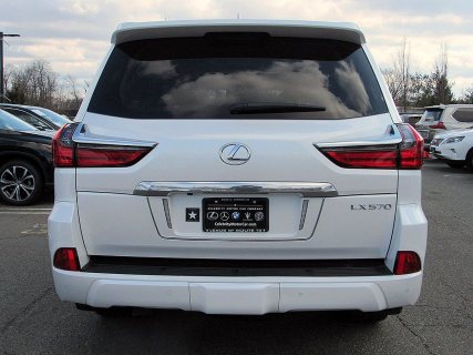 2018 LEXUS LX 570 3