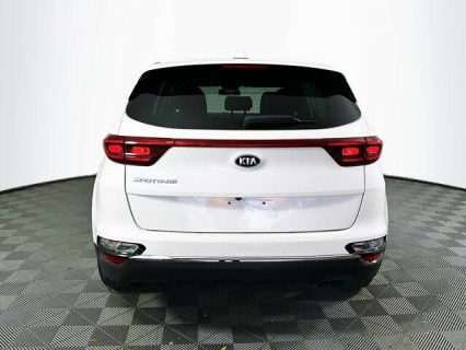 2021 Kia Sportage LX FWD 4