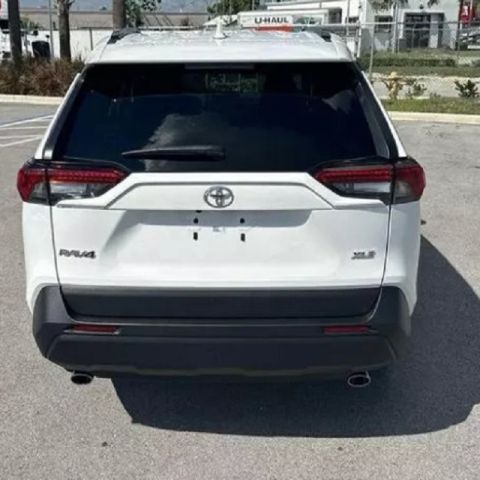 Toyota Rav4 XLE 2022 used 4